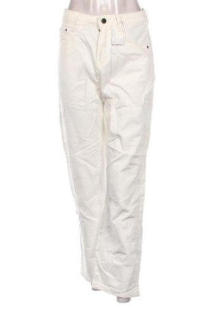 Dámske džínsy  Fashion, Veľkosť M, Farba Biela, Cena  54,95 €