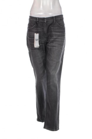 Дамски дънки Gerry Weber, Размер L, Цвят Сив, Цена 142,99 лв.