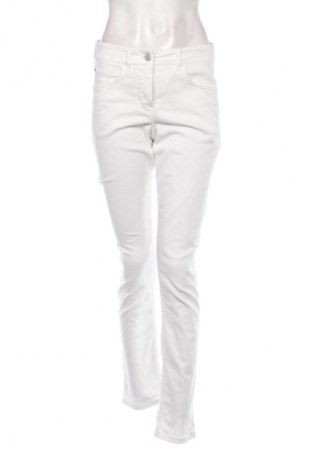 Blugi de femei Gerry Weber, Mărime M, Culoare Alb, Preț 476,99 Lei