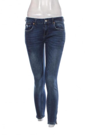 Blugi de femei Gina Tricot, Mărime M, Culoare Albastru, Preț 117,99 Lei