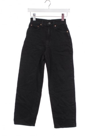 Dámske džínsy  Gina Tricot, Veľkosť XS, Farba Čierna, Cena  19,95 €