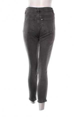 Dámske džínsy  H&M, Veľkosť XS, Farba Sivá, Cena  16,95 €
