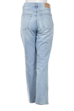 Damskie jeansy H&M, Rozmiar M, Kolor Niebieski, Cena 43,99 zł