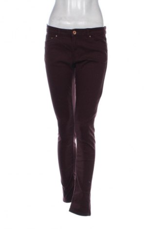 Damskie jeansy H&M, Rozmiar L, Kolor Czerwony, Cena 66,65 zł