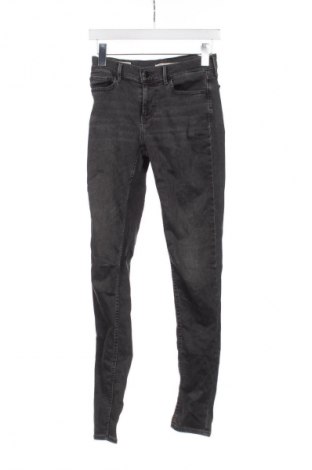Γυναικείο Τζίν Levi's, Μέγεθος XS, Χρώμα Γκρί, Τιμή 47,99 €