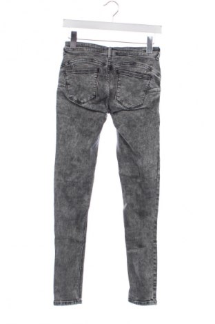 Damskie jeansy Mango, Rozmiar S, Kolor Szary, Cena 78,16 zł