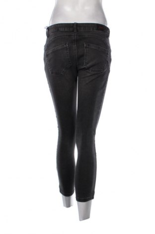 Blugi de femei ONLY, Mărime M, Culoare Negru, Preț 58,99 Lei