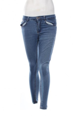 Damskie jeansy Pull&Bear, Rozmiar M, Kolor Niebieski, Cena 115,15 zł