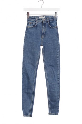 Γυναικείο Τζίν Pull&Bear, Μέγεθος XXS, Χρώμα Μπλέ, Τιμή 14,83 €