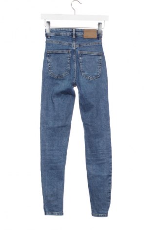Γυναικείο Τζίν Pull&Bear, Μέγεθος XXS, Χρώμα Μπλέ, Τιμή 14,83 €