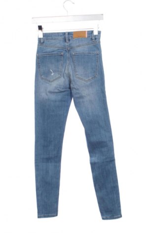 Dámske džínsy  Stradivarius, Veľkosť XXS, Farba Modrá, Cena  14,83 €