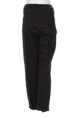Női farmernadrág Stradivarius, Méret L, Szín Fekete, Ár 5 776 Ft