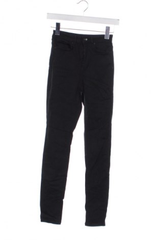 Damskie jeansy Vero Moda, Rozmiar XXS, Kolor Czarny, Cena 44,99 zł