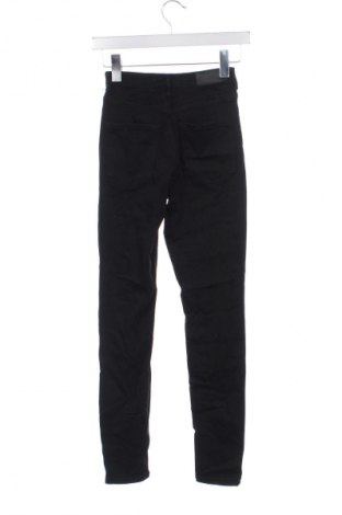 Damskie jeansy Vero Moda, Rozmiar XXS, Kolor Czarny, Cena 44,99 zł