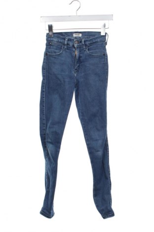 Dámske džínsy  Wrangler, Veľkosť XS, Farba Modrá, Cena  22,34 €
