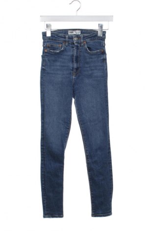 Blugi de femei Zara, Mărime XS, Culoare Albastru, Preț 71,05 Lei