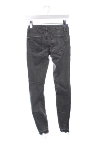 Damen Jeans Zara, Größe S, Farbe Grau, Preis 9,99 €
