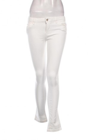 Damen Jeans Zara, Größe S, Farbe Weiß, Preis € 7,99