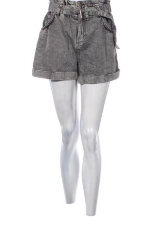 Damskie szorty Bershka, Rozmiar M, Kolor Czarny, Cena 35,99 zł