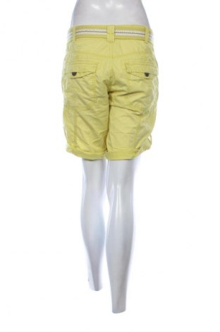 Pantaloni scurți de femei Edc By Esprit, Mărime L, Culoare Galben, Preț 18,99 Lei