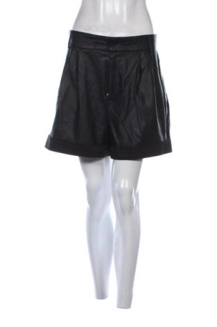 Damskie szorty Guess, Rozmiar M, Kolor Czarny, Cena 156,37 zł