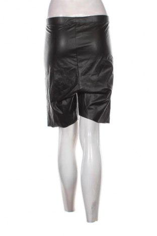 Pantaloni scurți de femei H&M, Mărime XL, Culoare Negru, Preț 65,99 Lei