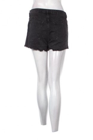 Damen Shorts H&M Divided, Größe M, Farbe Schwarz, Preis 9,72 €