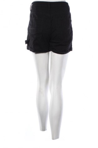 Damen Shorts H&M Divided, Größe S, Farbe Schwarz, Preis 10,00 €