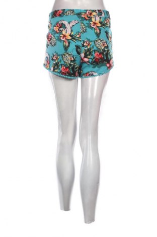 Damen Shorts New Look, Größe XL, Farbe Mehrfarbig, Preis 9,79 €