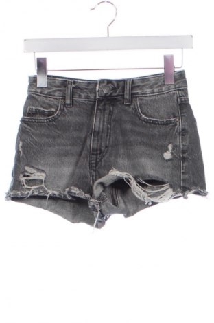 Damskie szorty Pull&Bear, Rozmiar XXS, Kolor Szary, Cena 43,68 zł