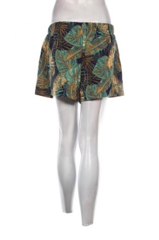 Damen Shorts SHEIN, Größe L, Farbe Mehrfarbig, Preis 9,72 €