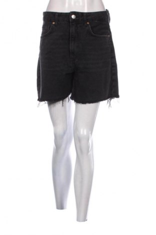 Damen Shorts Stradivarius, Größe S, Farbe Schwarz, Preis € 9,99