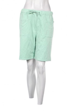 Damen Shorts Wiya, Größe M, Farbe Grün, Preis € 39,46