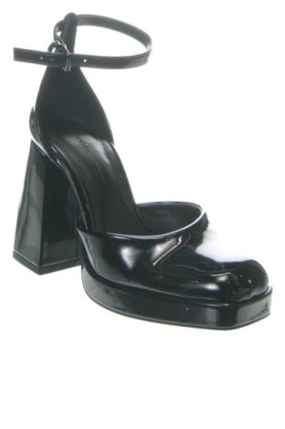 Damenschuhe Bershka, Größe 35, Farbe Schwarz, Preis 25,12 €