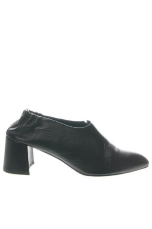 Damenschuhe Gino Rossi, Größe 38, Farbe Schwarz, Preis 40,36 €