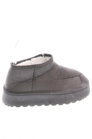 Női cipők Unbranded, Méret 40, Szín Szürke, Ár 3 936 Ft