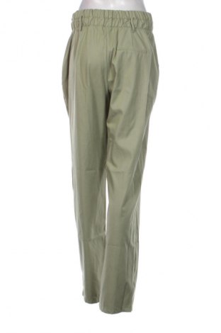 Damenhose Bershka, Größe L, Farbe Grün, Preis 14,77 €