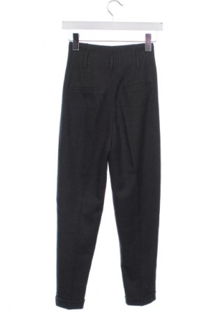 Damskie spodnie Bershka, Rozmiar XXS, Kolor Szary, Cena 66,39 zł