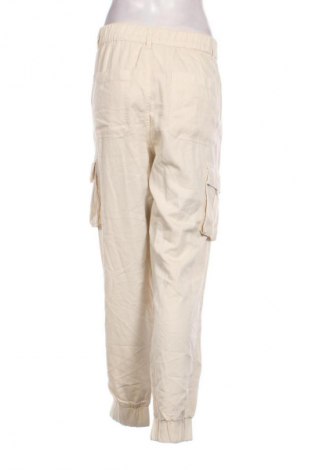 Damenhose Clockhouse, Größe L, Farbe Ecru, Preis € 20,99