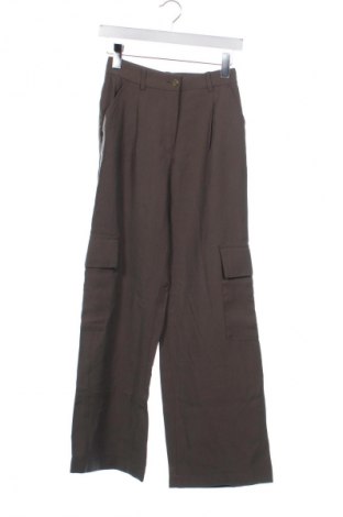 Дамски панталон H&M, Размер XS, Цвят Зелен, Цена 46,92 лв.