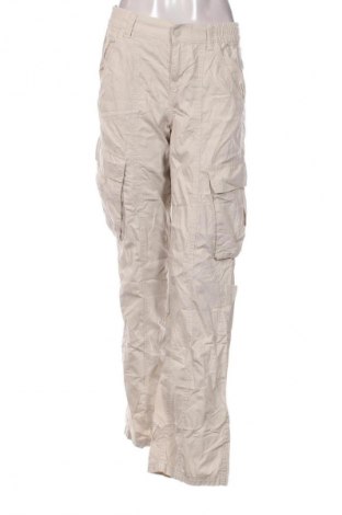 Damenhose H&M Divided, Größe S, Farbe Weiß, Preis € 20,99