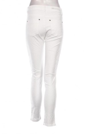 Damenhose Jeans By Bessie, Größe M, Farbe Weiß, Preis € 14,83