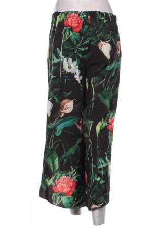 Damenhose NEW COLLECTION, Größe M, Farbe Mehrfarbig, Preis 20,99 €