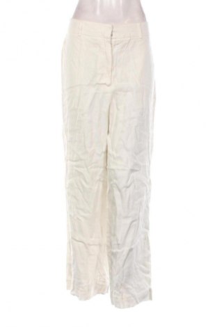 Damenhose Preview, Größe L, Farbe Weiß, Preis € 15,99