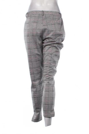 Pantaloni de femei Reserved, Mărime M, Culoare Multicolor, Preț 76,99 Lei