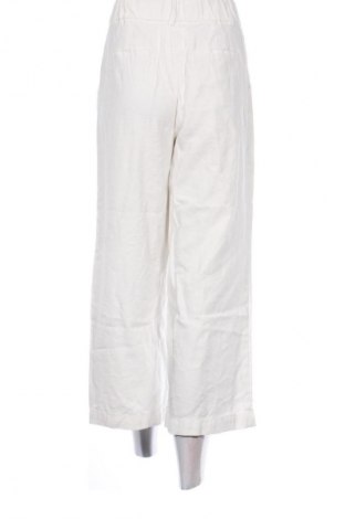 Damenhose Stradivarius, Größe S, Farbe Weiß, Preis € 14,77
