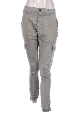 Damenhose Unbranded, Größe L, Farbe Grün, Preis € 15,00