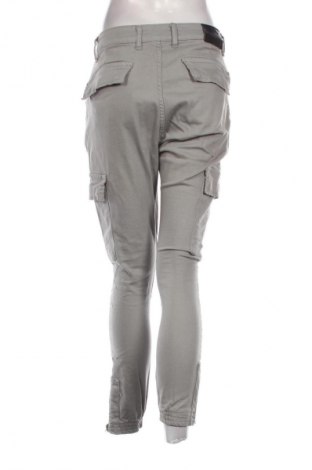 Damenhose Unbranded, Größe L, Farbe Grün, Preis € 15,00