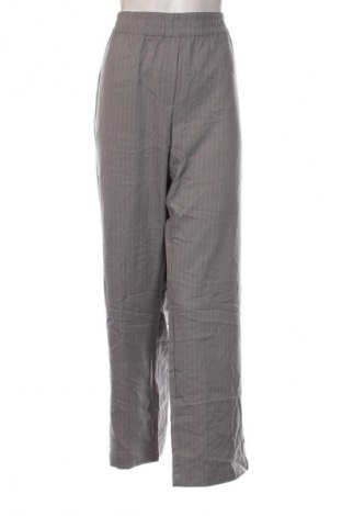 Dámské kalhoty  Vero Moda, Velikost XL, Barva Vícebarevné, Cena  439,00 Kč