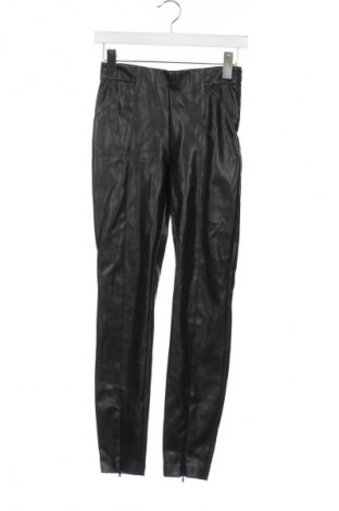 Pantaloni de femei Zara, Mărime S, Culoare Negru, Preț 93,99 Lei